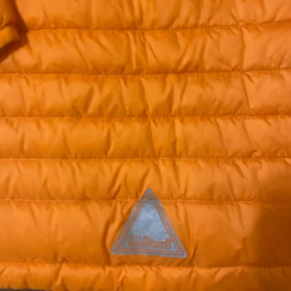 L.L.Bean Puffer jacket - Picture 3 of 8
